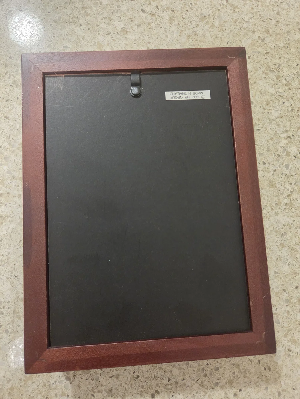 Mahogany Double Photo Frame with Gold Accent for 4 x 6 photos, EUC